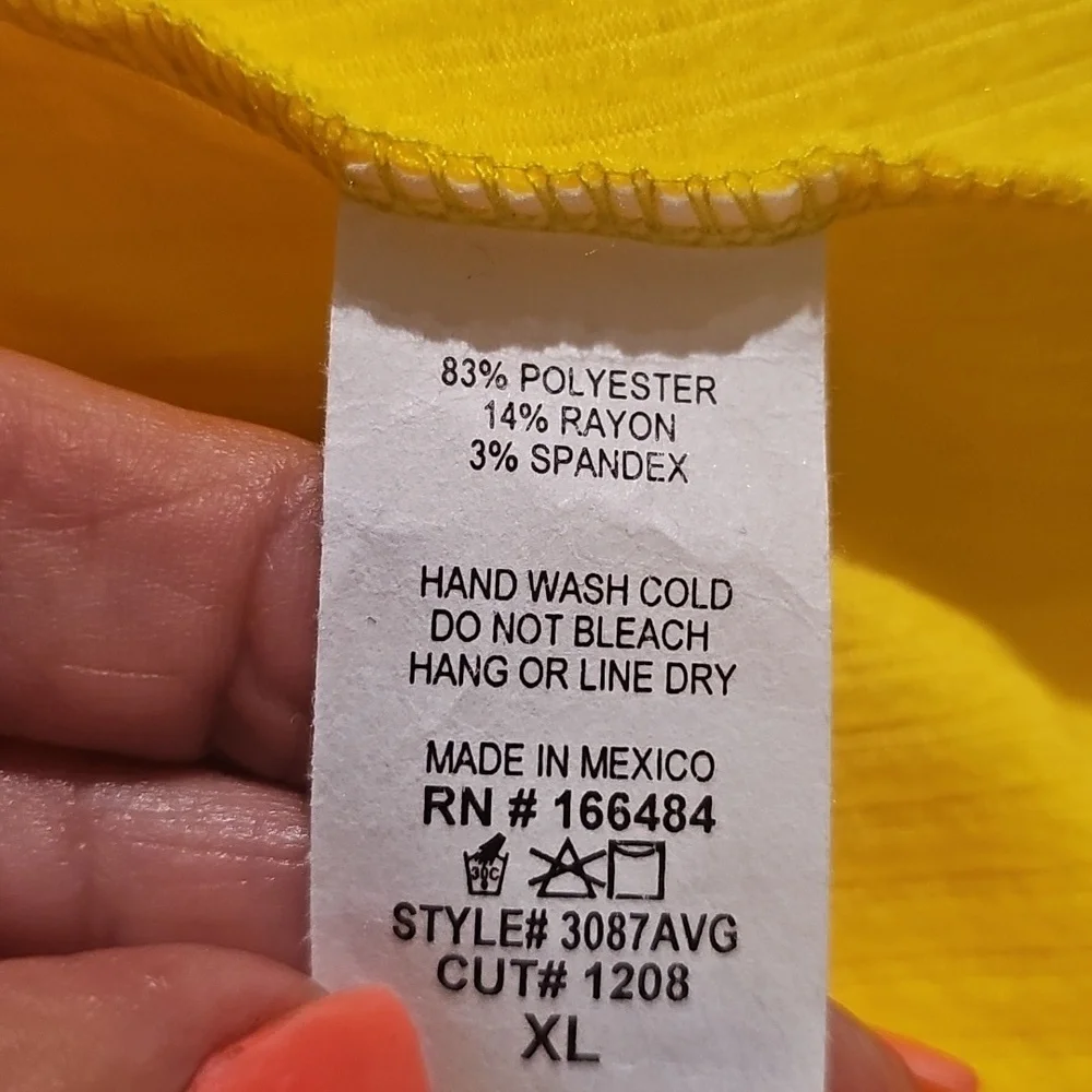 Set The Stage Lemon Yellow Button-Detail Women's Top With Tye Front. NWT - Picture 6 of 6